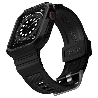 11. Etui z paskiem Spigen Rugged Armor Pro na Apple Watch 4 / 5 / 6 / 7 / 8 / SE (44/45 mm) - czarne