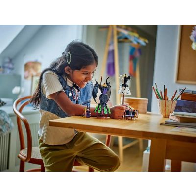 4. LEGO DISNEY CLASSIC 43262 Suknie Diaboliny i Cruelli de Mon