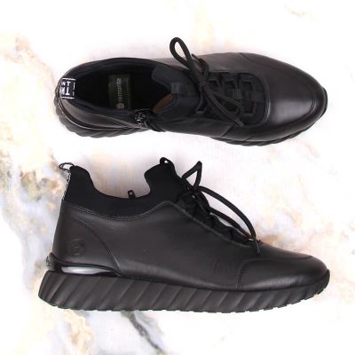 8. Skórzane półbuty Rieker W RKR611B czarne