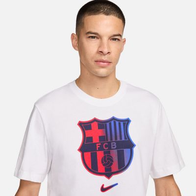 4. Koszulka Nike FC Barcelona Crest Tee M FV8566-100