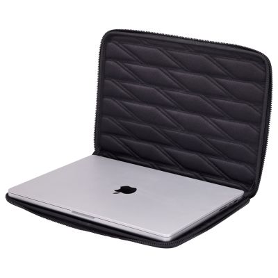 8. Pokrowiec na MacBooka Thule | Pasuje do rozmiaru 16 " | Czarny