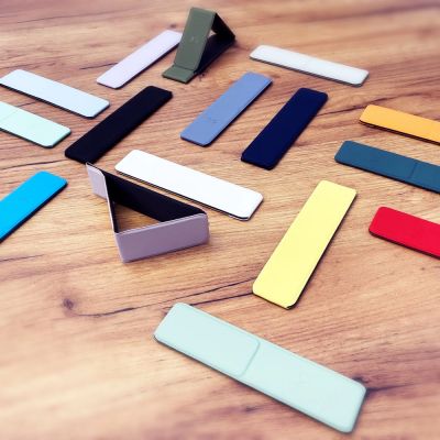 10. Wozinsky Grip Stand samoprzylepny uchwyt podstawka jasnozielony (WGS-01GG)