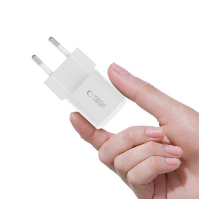 5. Ładowarka sieciowa Tech-Protect NCM25 USB-C PD 25W - biała