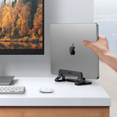 3. Ugreen aluminiowy pionowy stojak uchwyt podstawka na MacBooka laptopa tablet srebrny (20471 LP258)