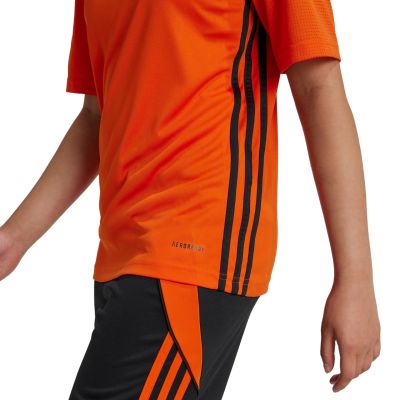 14. Koszulka adidas Tabela 23 Jersey Jr JJ1157
