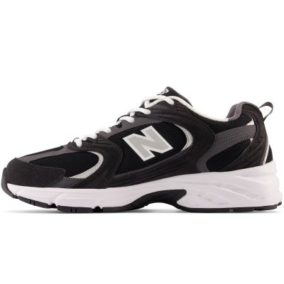 15. Buty New Balance MR530CC