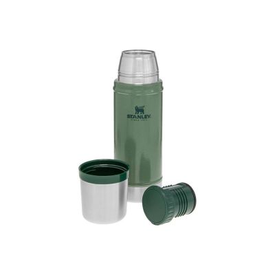 3. Termos turystyczny Stanley Legendary Classic 0.47 Green