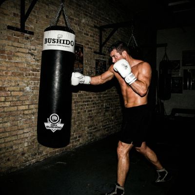 12. Worek bokserski - 140 White - 140 cm / 40 kg