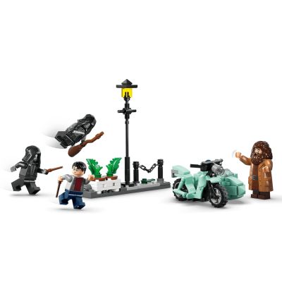 5. LEGO Harry Potter 76459 - Ucieczka Hagrida i Harry’ego z Privet Drive