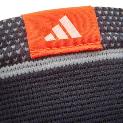 5. Opaska adidas  na nadgarstek M ADSU-12542BK