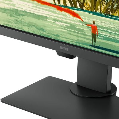 7. MONITOR BENQ LED 27" PD2705Q