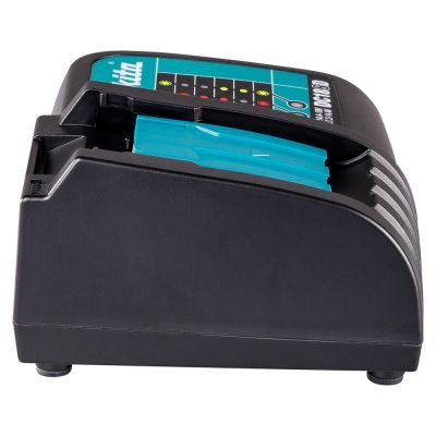 8. Makita DC18SD Ładowarka do baterii