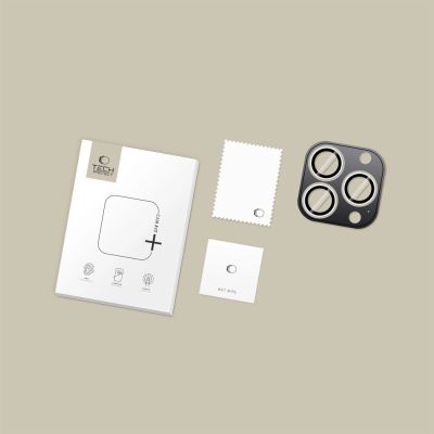 7. Osłona aparatu Tech-Protect Camring Fit+ na iPhone 14 Pro / Max / 15 Pro / Max / 16 Pro / Max / 17 Pro / Max - srebrna