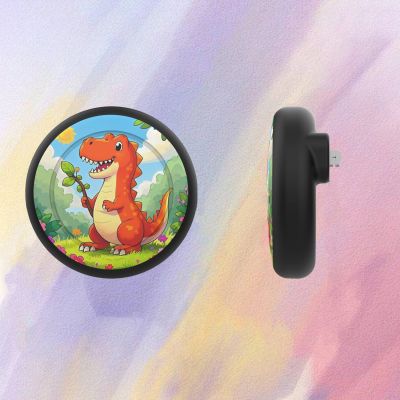 2. Etui przypinka na AirTag - czarna z nadrukiem dinozaura