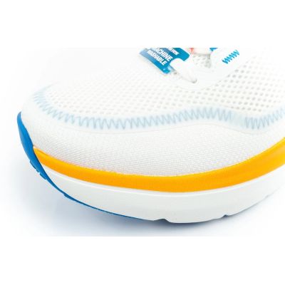 20. Buty Skechers Go Run M 246086/WMLT
