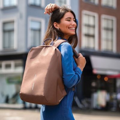 17. XD DESIGN PLECAK ANTYKRADZIEŻOWY BOBBY SOFT BRĄZOWY P/N: P705.796