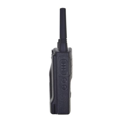 2. MOTOROLA RADIOTELEFON XT 460