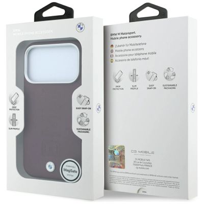 8. Etui BMW Sign Centered Deboss MagSafe na iPhone 17 Pro Max / 18 Pro Max - bordowe