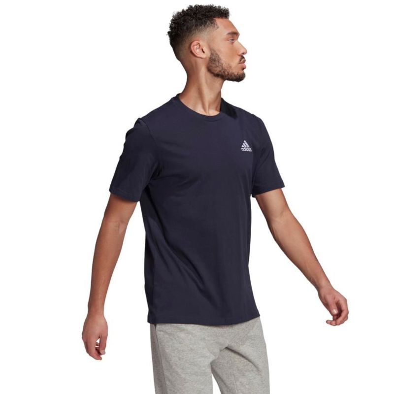 13. Koszulka adidas Essentials M GK9649