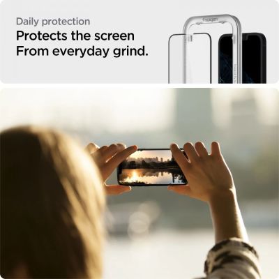 6. Szkło hartowane Spigen ALM Glass FC na iPhone 13 / 13 Pro / 14 - czarne