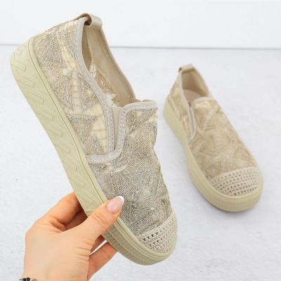 2. Espadryle damskie wsuwane z koronką beżowe Artiker 56C2127
