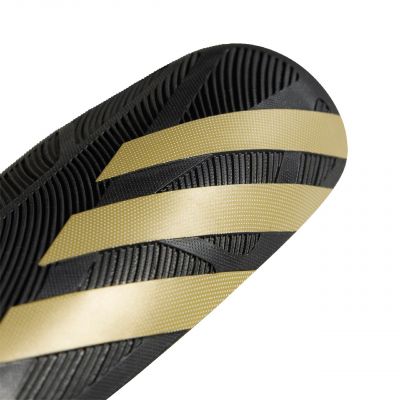 3. Ochraniacze piłkarskie adidas Tiro Competition IP3999