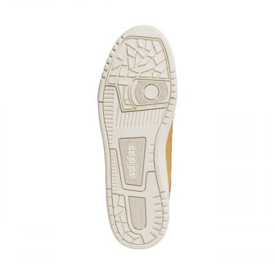 6. Buty adidas Rapid Court Mid Winterized M JR0171