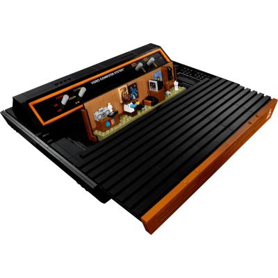 5. LEGO ICONS 10306 ATARI 2600
