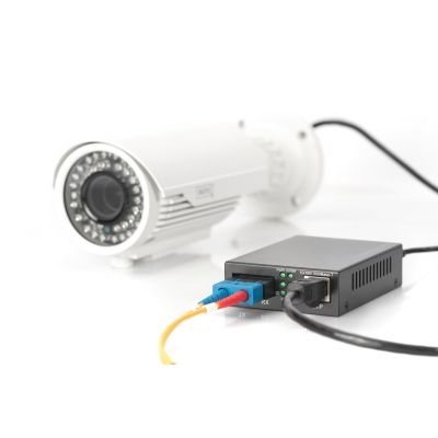 24. Konwerter mediów Gigabit PoE RJ45 / SC, MM, PSE