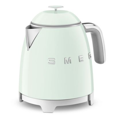 31. Czajnik SMEG model KLF05PGEU mini 0,8L pastelgreen
