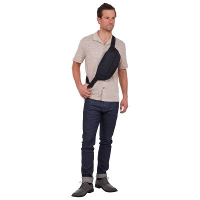 6. Torba na ramię Thule Subterra 2 Czarny