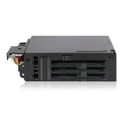 3. Płyta montażowa IcyDock 6x6,3cm SATAI-III w 1x5,25" HDD/SSD sw sprzedaży detalicznej