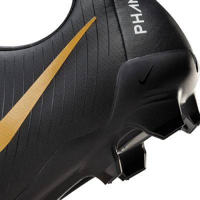 16. Buty Nike Phantom GX II Academy FG/MG M FD6723001