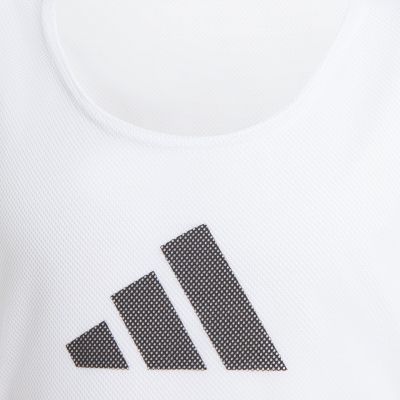 7. Znacznik dla dzieci adidas Training BIB 24 junior biały JF3246