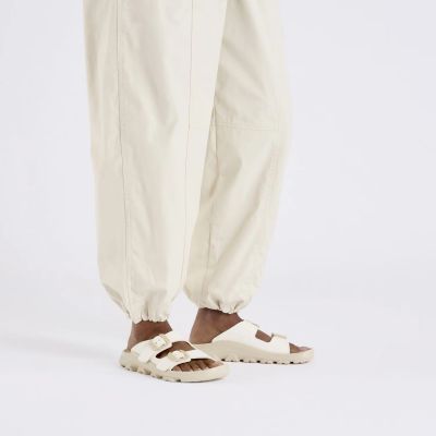 4. Klapki Birkenstock Mogami Terra Stealth 2- Strap W 1029631