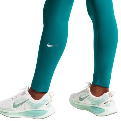 4. Legginsy dla dzieci Nike One zielone FZ5605 372
