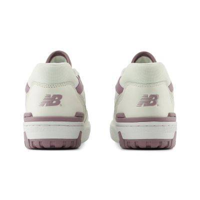 6. Buty New Balance W BBW550AK