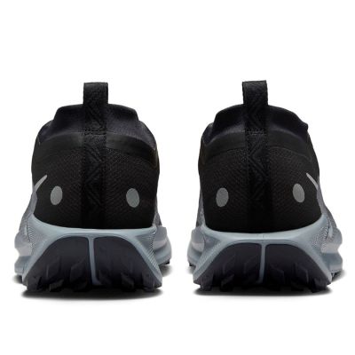 4. Buty Nike Pegasus Trail 5 Gore-Tex FQ0908-001