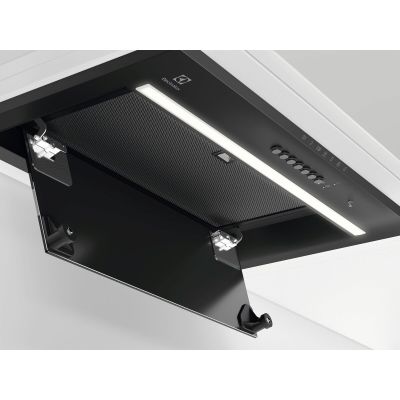 6. Okap ELECTROLUX LFG825K