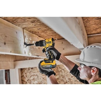 12. Udarowa wiertarko-wkrętarka 18V XR DeWalt
