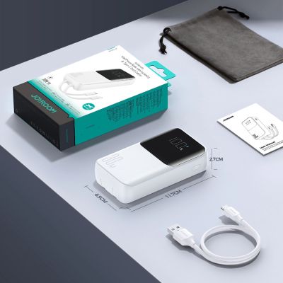 10. Mini powerbank Joyroom JR-PBC06 z wbudowanymi kablami USB-C / Lightning 30W 10000mAh - biały