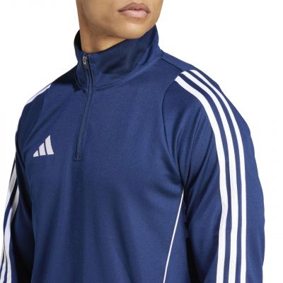8. Bluza adidas Tiro 24 M IS1044
