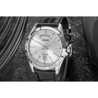4. Zegarek Męski CASIO MTP-1370L-7AVDF + BOX