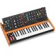 10. Behringer POLY D Syntezator analogowy