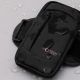 4. Opaska Tech-Protect M6 Universal Sport na ramię - czarno-różowa