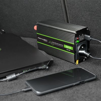 3. QOLTEC PRZETWORNICA NAPIĘCIA MONOLITH | 300W | 600W | 24V NA 230V | CZYSTY SINUS