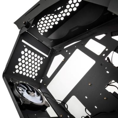 10. Obudowa komputerowa Kolink Big Chungus Shredded Midi Tower Czarny