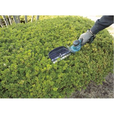 45. Nożyce akumulatorowe do trawy MAKITA DUM604ZX