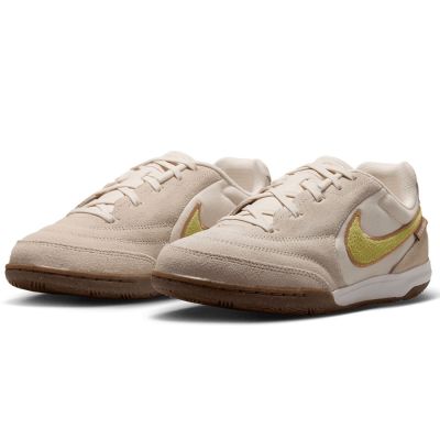 4. Buty Nike Tiempo Streetgato PRM Jr IC IV5706-100