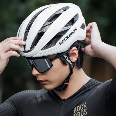 3. Kask rowerowy Rockbros LK-79 58–62 cm - biały